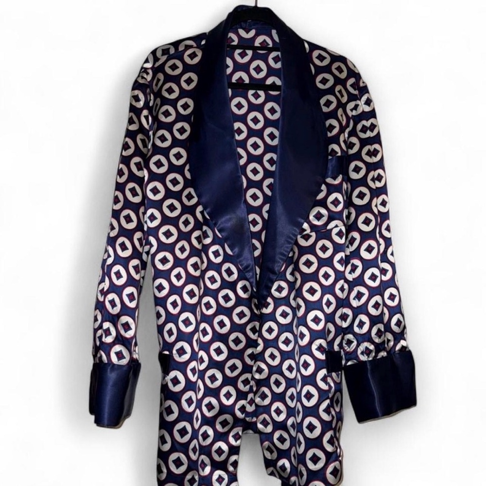 Vintage blue geometric print smoking jacket
